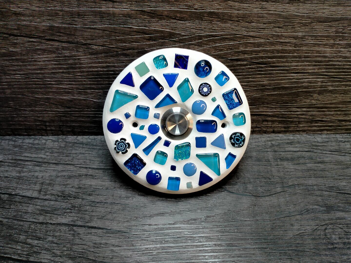 Klingelplatte mit 19 mm Klingeltaster